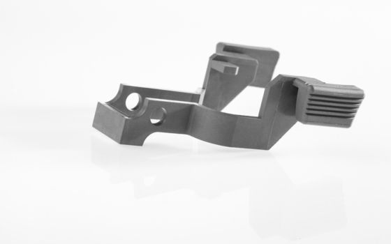 Metal Injection Molding Process for Long Service Life MIM Parts in Manufacturing Plant